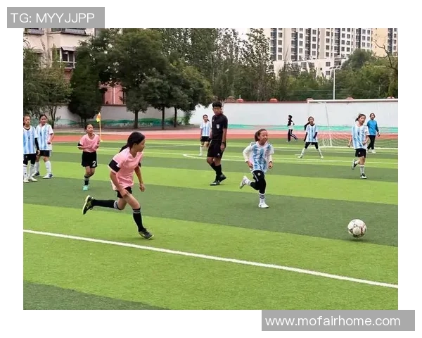 一生一座城的足球传奇如何书写不朽篇章 记忆中的绿茵英雄