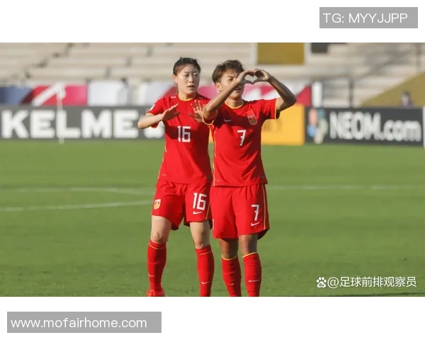 中国女足球星领军新时代展现风采与拼搏精神