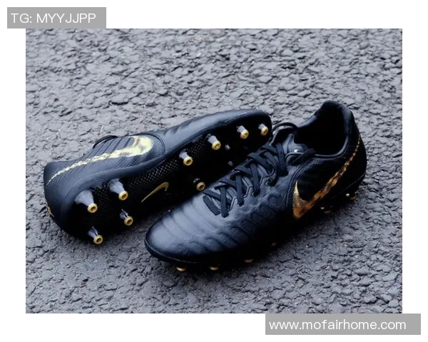 卡卡同款足球鞋:打造专属于你的传奇球场之旅 卡卡同款足球鞋:打造专属于你的传奇球场之旅