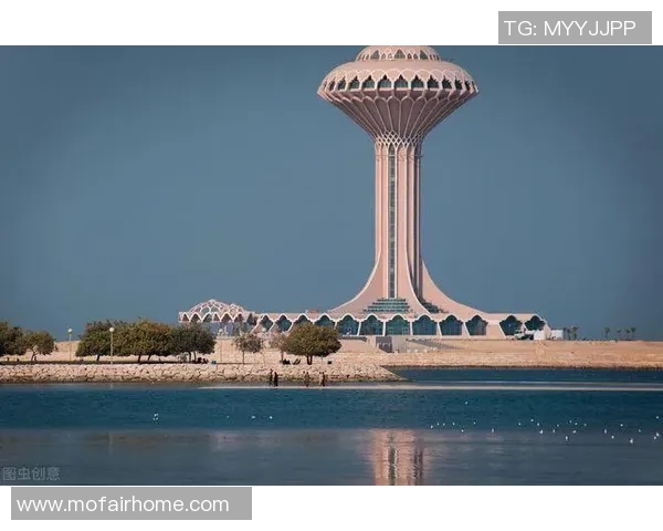 表白皇马足球星球的传奇人物是谁？揭秘他与俱乐部的深厚渊源与荣耀历程