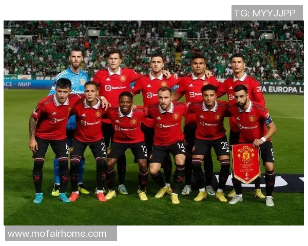 莫尼奎足球明星与朋友们的深厚友谊与合作共赢之路